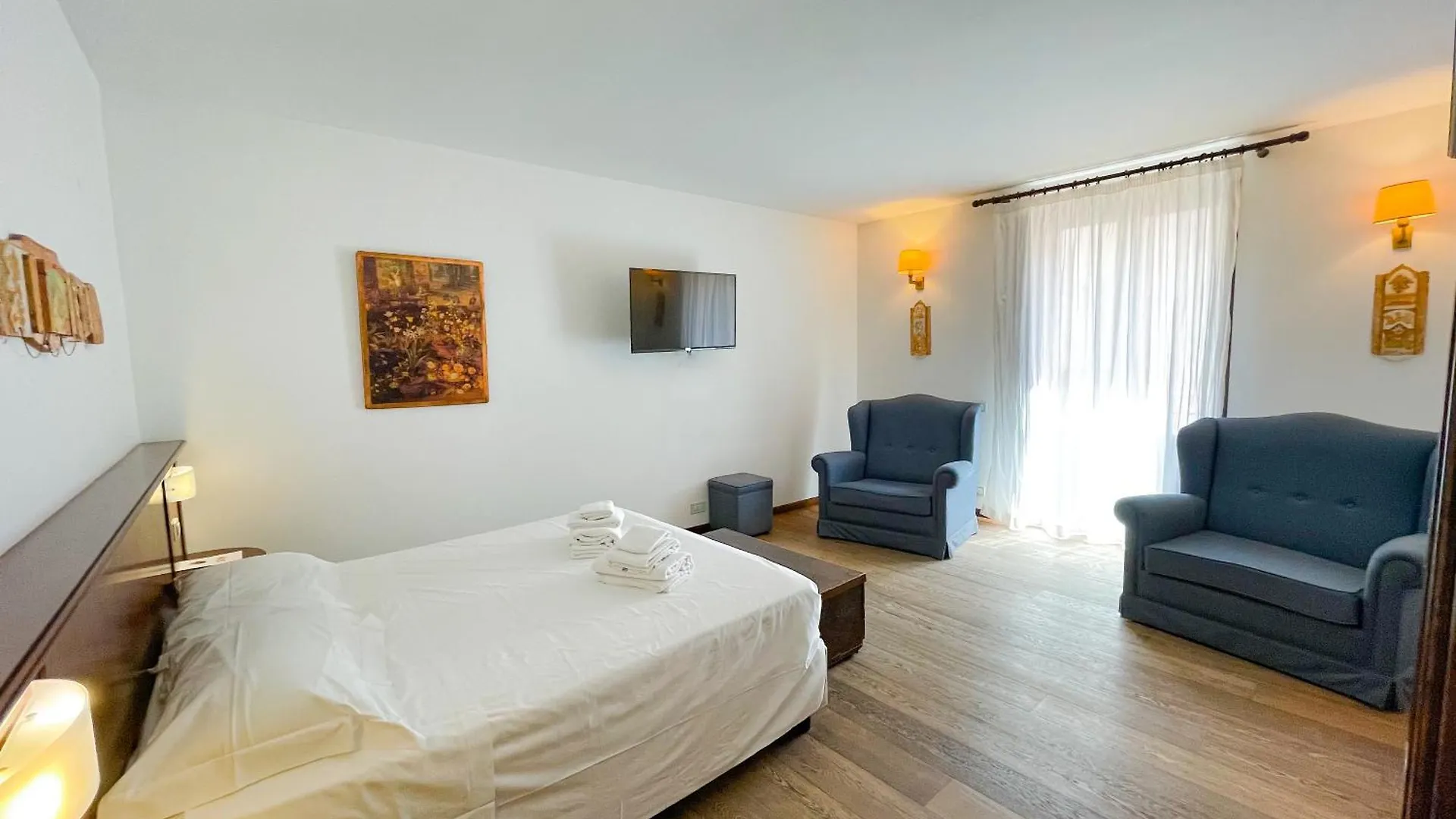 Hotel La Plumeria Cefalu 4*,  Italy